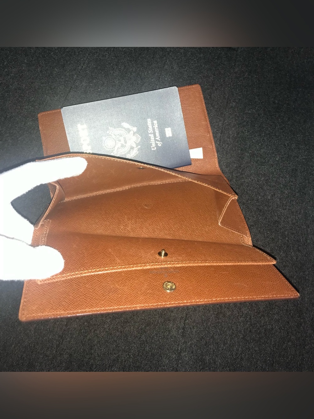 ✅AUTHENTIC LV Authentic Monogram TRIFOLD Continental Wallet TH1926 - Picture 7 of 9